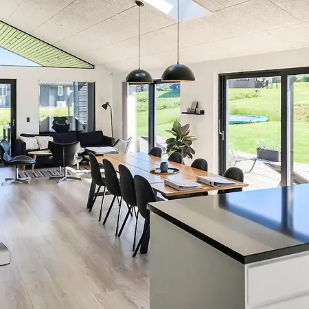 Holiday home Four-bedroom In *