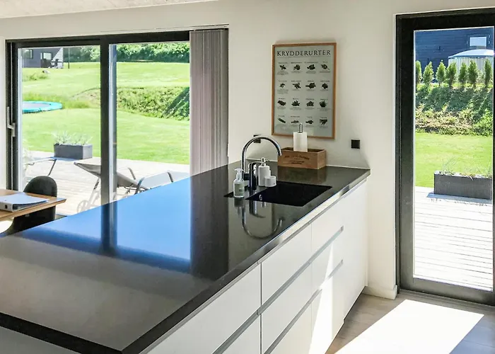 Four-bedroom In Prázdninový dům