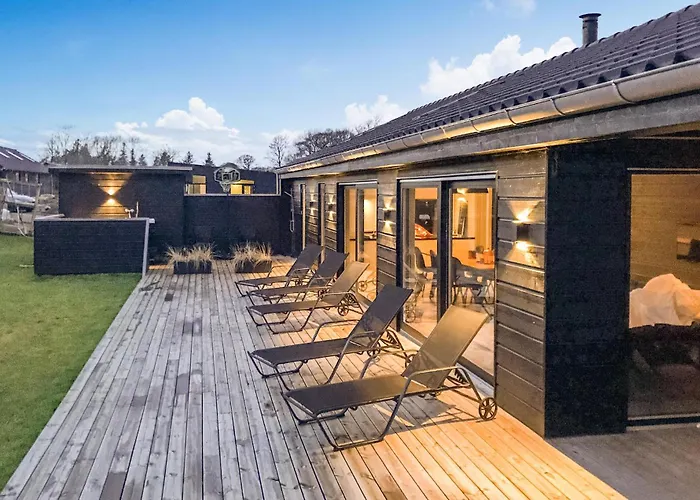 Four-bedroom In Prázdninový dům